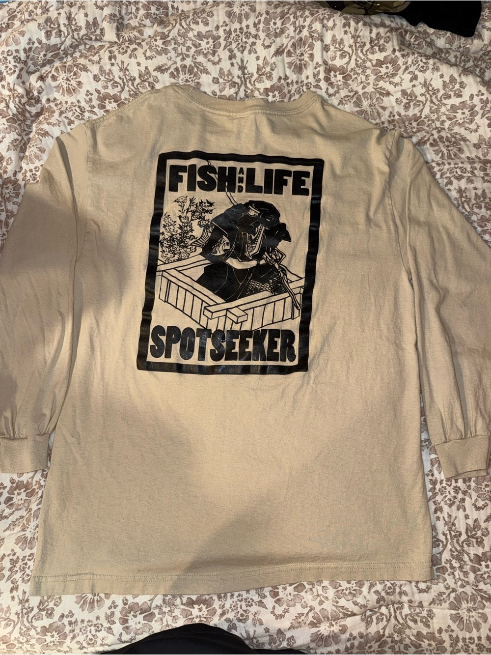 Fish and Life Spot Seeker Long Sleeve Shirt - Beige